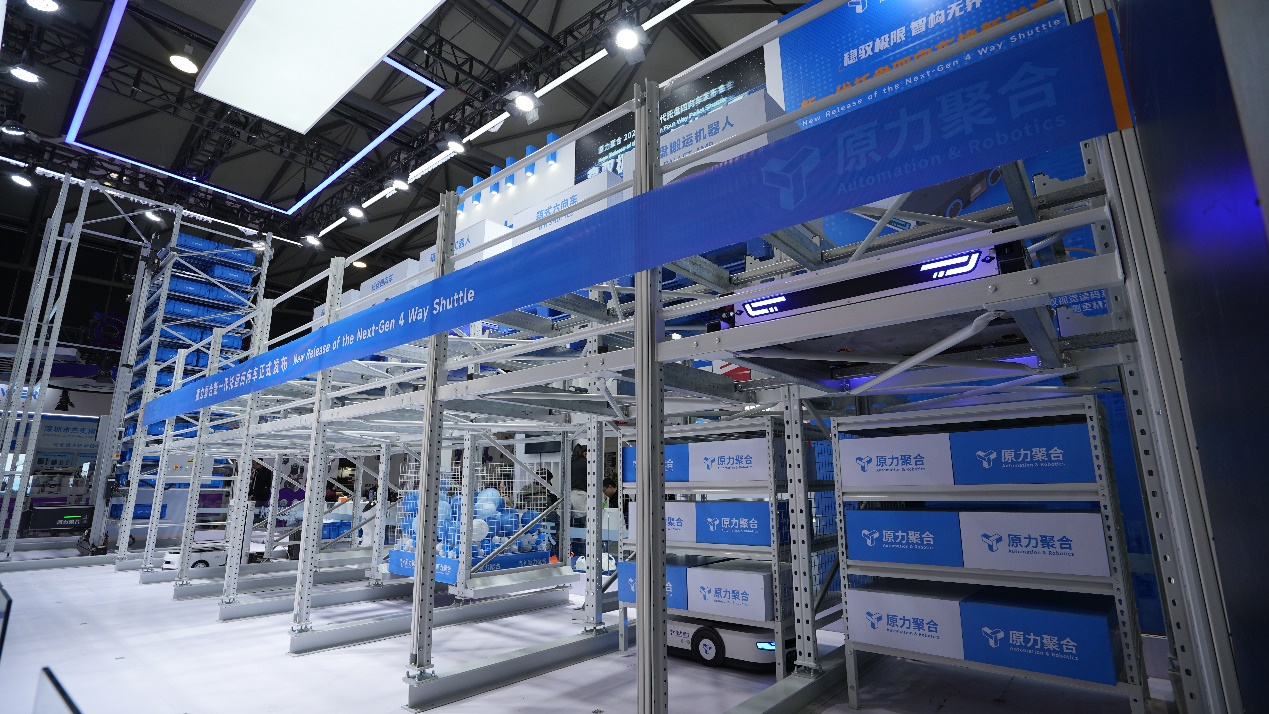 原力聚合四向穿梭车 产品布局与行业应用解析